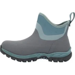 Muck Women's Artic Sport II WP Ankle Style Boots - Grey - AS2A105 9 Muck Women's Artic Sport II WP Ankle Style Boots - Grey - AS2A105 -Wolverine Sales Shop AS2A105 5 LARGE a84ab548 c974 4023 970a a37a40363bc4
